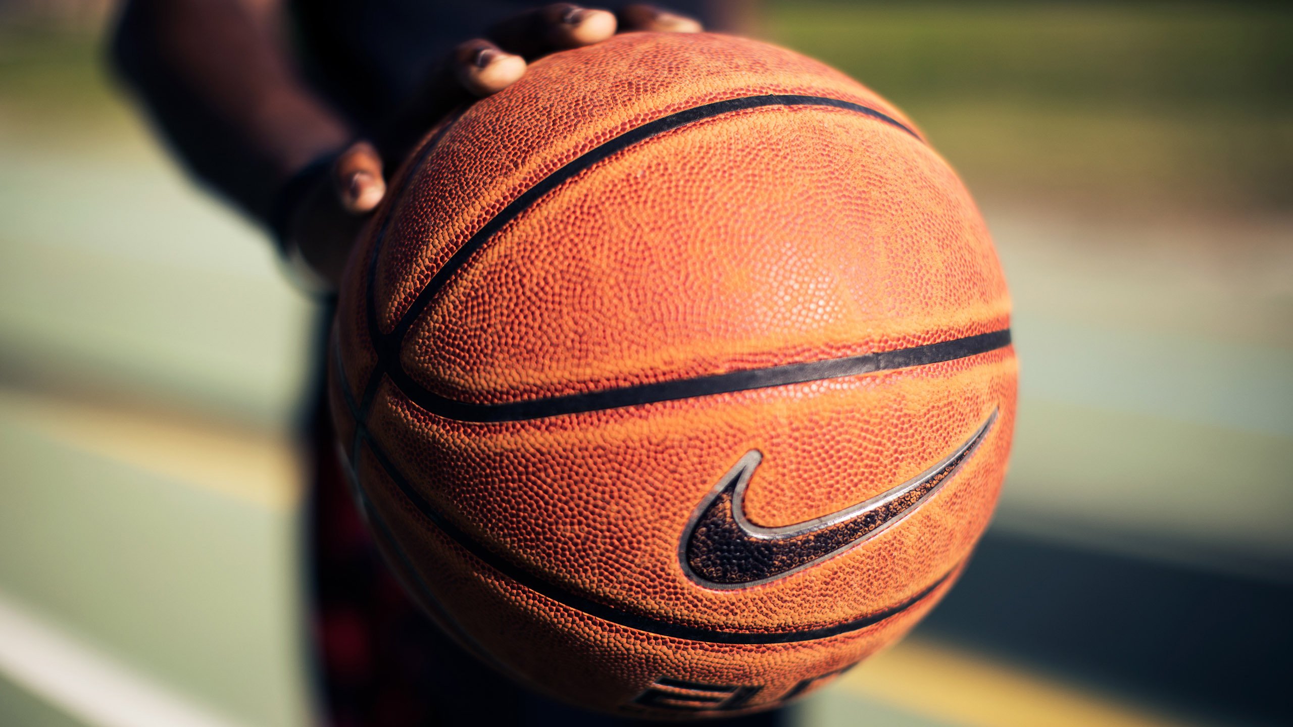 TheShy巅峰对决Doinb，90分钟鏖战拜仁，回归赛场胜负难料